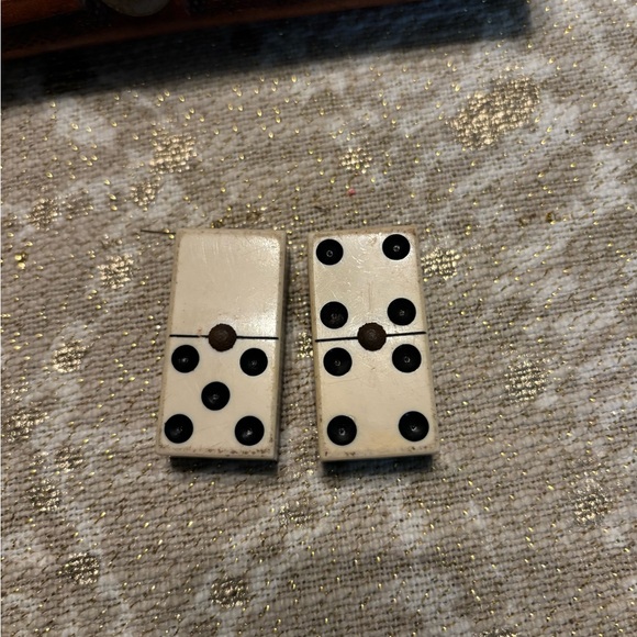 Vintage Dominoes - Picture 4 of 6